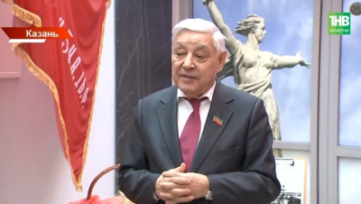 Мухаметшин провел парламентский урок в казанской гимназии № 179