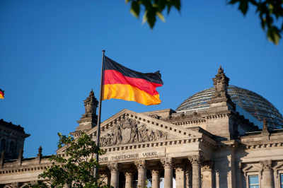 Правительство Германии одобрило план помощи Украине до 2030 года