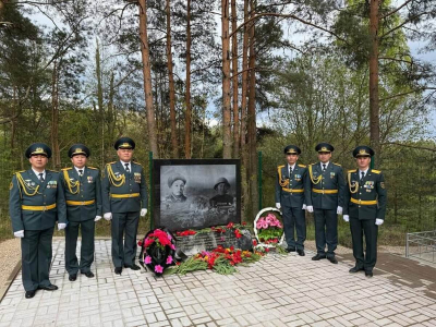 Память погибшим воинам-казахстанцам появился под городом Невель