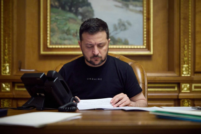 &laquo;Требовал многомиллиардные пожертвования&raquo;, теперь за это его награждают&hellip; В Польше вышли из себя из-за решения по Зеленскому