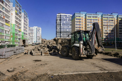 В микрорайоне &laquo;Алсу&raquo; в Альметьевске начали благоустройство дворов по программе &laquo;Наш двор&raquo;