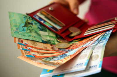 Больше, чем просто цифры: как &laquo;Қарызсыз қоғам&raquo; выводит казахстанцев из долговой ямы