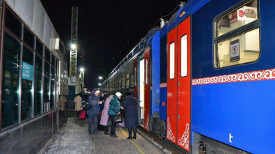 Нацперевозчик перевезет поездами порядка 200 пассажиров в связи с погодными условиями