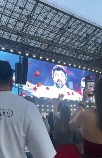 На концерте Басты в Казани устроили гендер-пати и помолвку