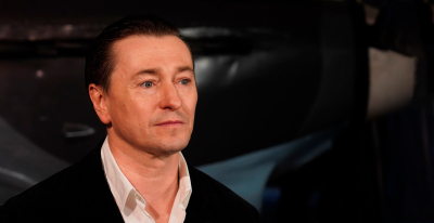 Маски с лицом Безрукова запретили продавать