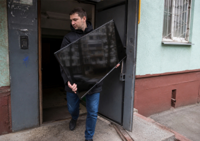 Вернувшийся из тюрьмы родственник &laquo;отблагодарил&raquo; челнинку кражей телевизора