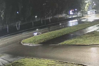 Момент столкновения 15-летнего мотоциклиста с авто в Нижнекамске попал на видео