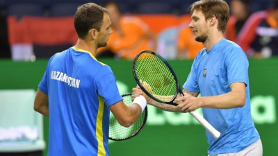 С кем сыграют Александр Недовесов и Александр Бублик на Australian Open - 2024