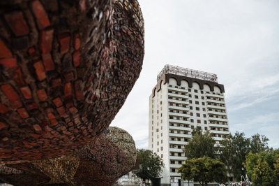 &laquo;Почему в этой ситуации я страдаю? Мне выставляют счета, я их полностью оплачиваю. Почему я осталась крайней?&raquo;