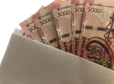 Стали известны зарплаты топ-менеджеров «Қазақстан темір жолы»