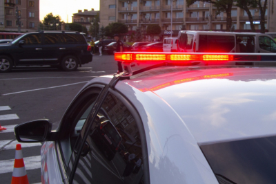 Появились кадры из супермаркета, где киевский стрелок удерживает заложников