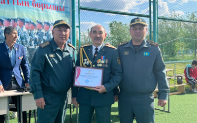 Жизнь учителя из Аккемира: встреча с Кара майором, бокс, военный патриотизм