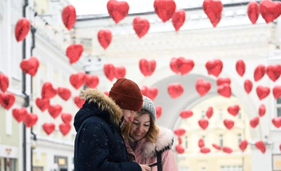 Эксперты выяснили, кто дарит подарки на 14 февраля, а кто не празднует