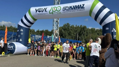 500 бегунов вышли на старт Камского полумарафона в Челнах