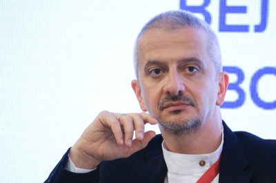 Константин Богомолов покинул пост ректора Школы-студии МХАТ: причины