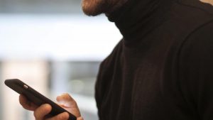 Казахстанца арестовали на 7 суток за комментарий в TikTok