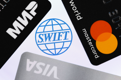 Сбер завершит обслуживание некоторых видов карт Visa с 1 сентября