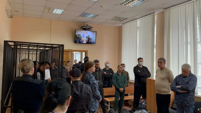 В Нижнем Тагиле осудили банду вымогателей: лидер получил 10 лет колонии
