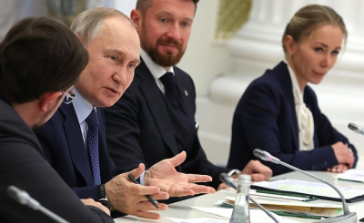 Пятилетие созидательного предпринимательского труда предложил объявить в РФ Путин