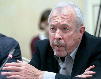 Андрей Макаревич* заявил, что Алла Пугачева из-за развода не исполнила его песни
