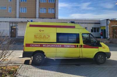 Пациент напал на медиков в Новосибирске: врач получил тяжелую травму
