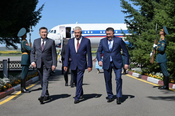Глава МВД России прилетел в Казахстан