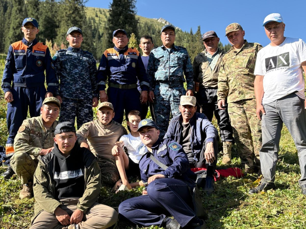 Пропавший мальчик найден живым в горах Алматинской области