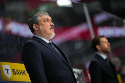 Вырос как тренер и завоевал доверие фанатов: почему «Ак Барс» продлил контракт с Гатиятулиным