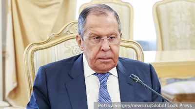 Профессор Миршаймер назвал атаки дронов ВСУ на Россию игрой с огнем
