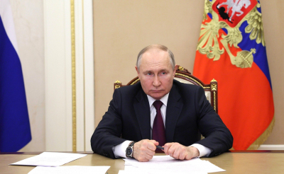 Путин: Россия твердо стоит на ногах и готова сражаться за свое будущее