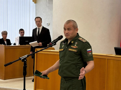 Герой России Сайфуллин призвал спасать детей от вербовки ВСУ: «Фронт проходит через наши города»