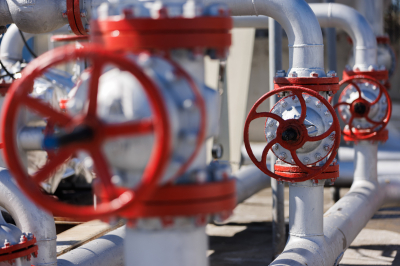 Цены на нефть рухнули ниже $100 за баррель после пика в $119,5